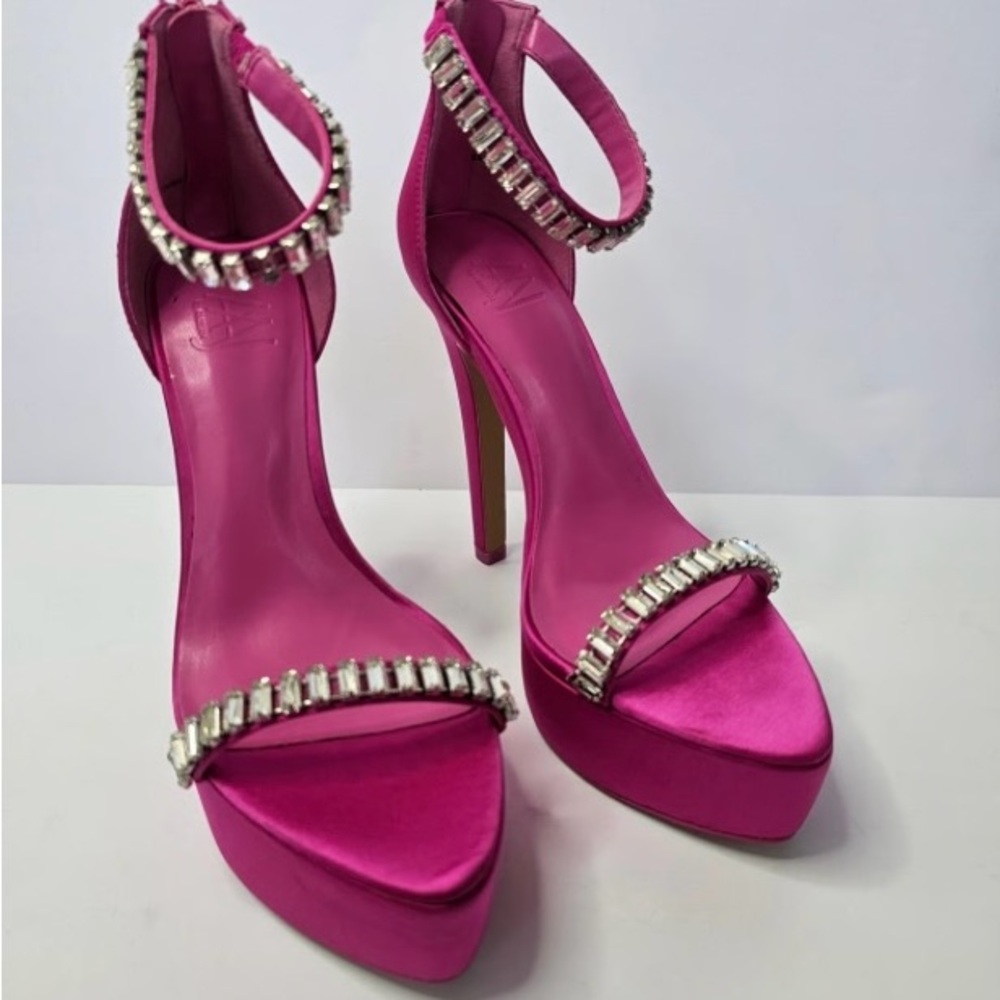 NEW AMINAH RAYNA Elegant Pink Platform Crystal Sandal